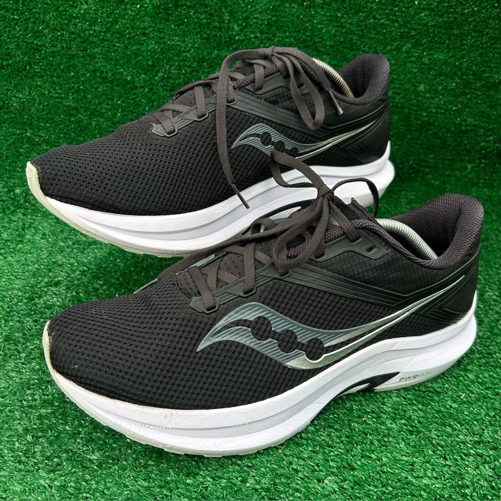 Size 11.5 - Saucony Axon Black White S20657 45 Mens Running Shoes Sneakers